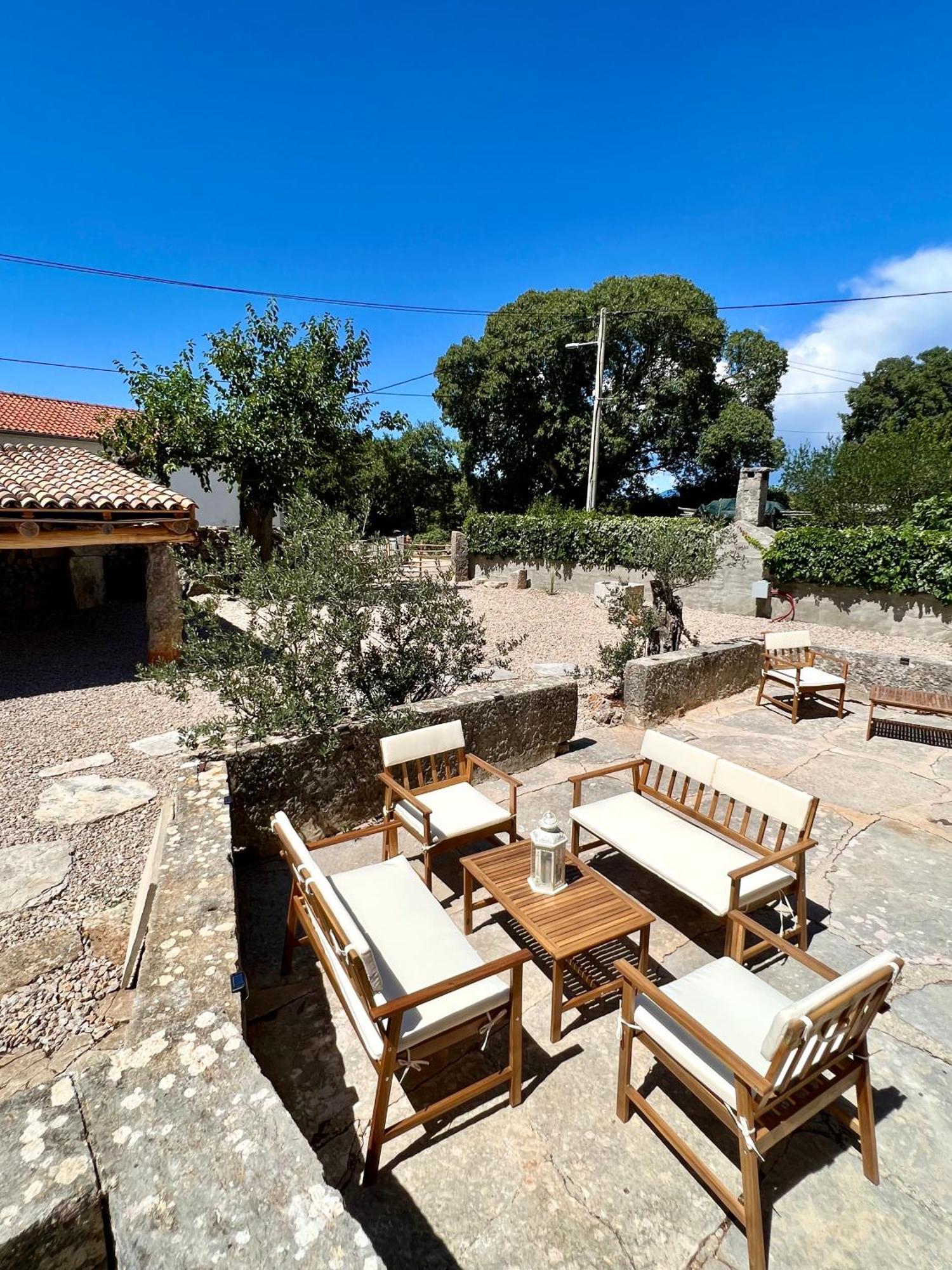 Villa Tona Nenadici (Krk)