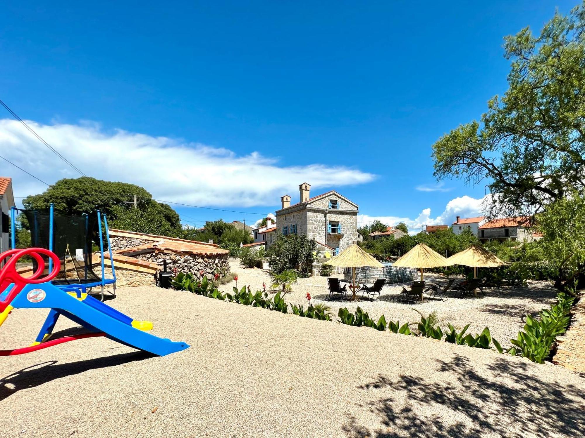 Villa Tona Nenadici (Krk)